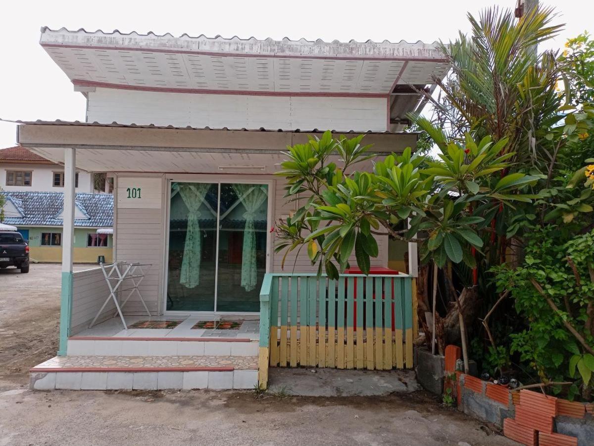 Kanjana Resort Surat Thani Exterior foto