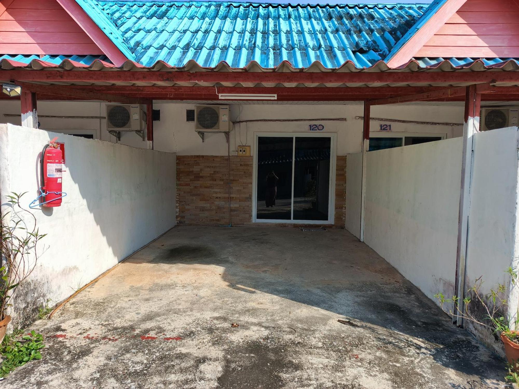 Kanjana Resort Surat Thani Exterior foto